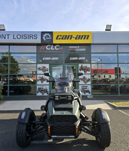 Can am vert Canyon Red Rock 2025 occasion certifié premium clermont ferrand loisirs moto 3 roues