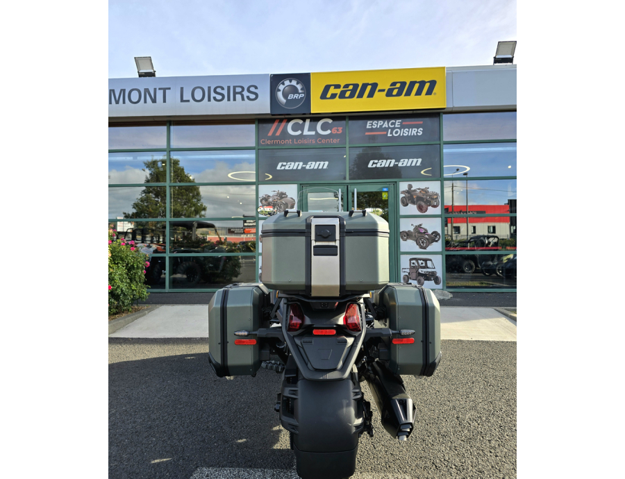 Can am vert Canyon Red Rock 2025 occasion certifié premium clermont ferrand loisirs moto 3 roues